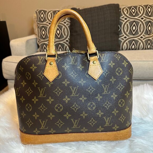 Authentic Louis Vuitton Monogram Alma PM Satchel - Picture 6 of 15